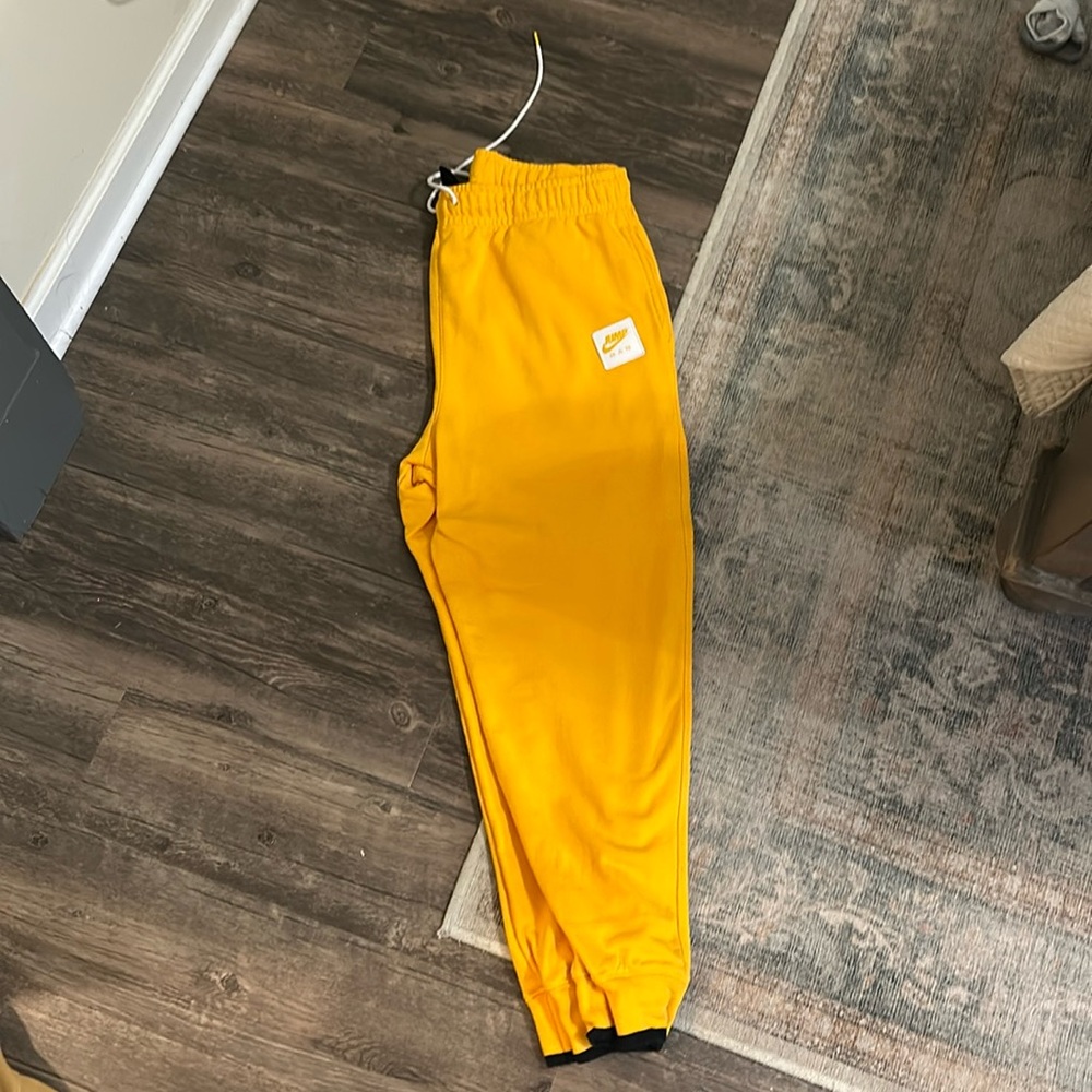 Men’s Nike jump man sweat pants joggers